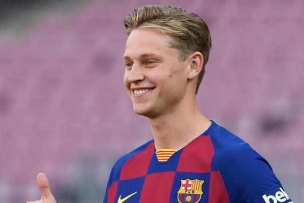 Barcelona Mulai Bersiap Perpanjang Kontrak Frenkie de Jong