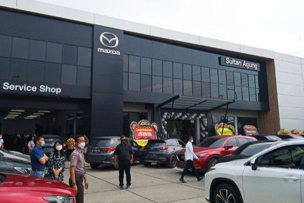 EMI Resmi Buka Dealer Mazda di Bekasi