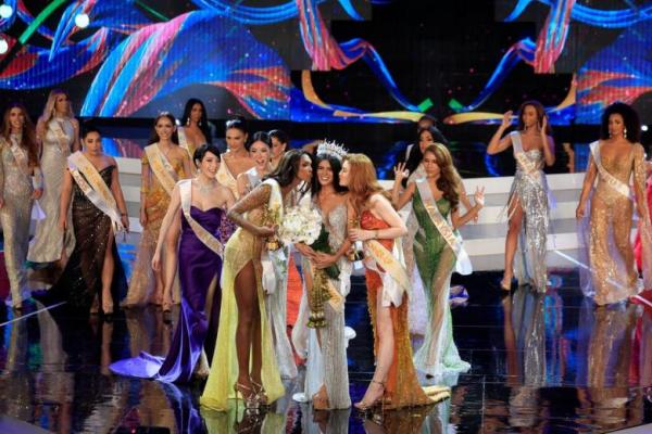 Filipina Menangkan Kontes Transgender di Thailand