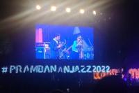 Mengharukan, Trio Lestari Hadirkan Glenn Fredly di Prambanan Jazz Festival 2022