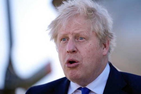 Mantan PM Inggris Boris Johnson Calonkan Ayahnya untuk Dapat Gelar Ksatria