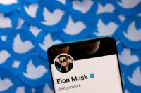 Musk Sebut Twitter Kembali Tunda Peluncuran Verifikasi Akun Centang Biru