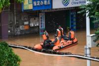 Banjir dan Gelombang Panas di China Tewaskan Belasan Orang