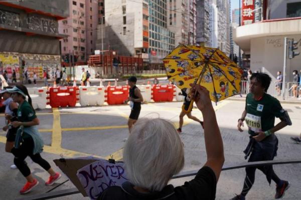 Hong Kong Penjarakan Nenek Wong karena Pertemuan yang Melanggar Hukum