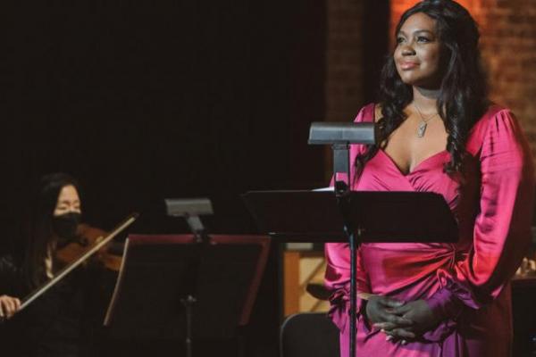 Penyanyi AS Tidak Mau Tampil di Opera Italia Karena Isu "Blackface"