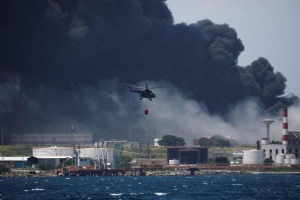 Pelabuhan Penyimpanan BBM Kuba Terbakar, 1.000 Orang Dievakuasi