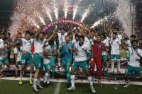 Selebrasi Timnas Indonesia setelah menjuarai Piala AFF U-16. (Foto: Antara)