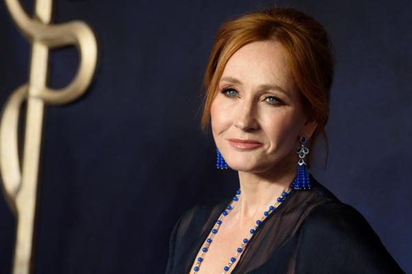 JK Rowling Ungkap Alasan tak Hadir dalam Reuni 20 Tahun Film Harry Potter