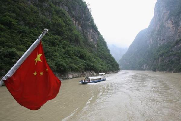 Sungai Terpanjang China Menyusut akibat Gelombang Panas, Pertanian Terancam