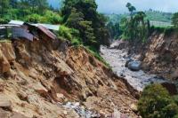 Dua Orang Meninggal Akibat Banjir dan Longsor di Sorong