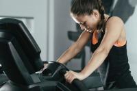 7 Kesalahan yang Harus Dihindari saat Berolahraga Menggunakan Treadmill