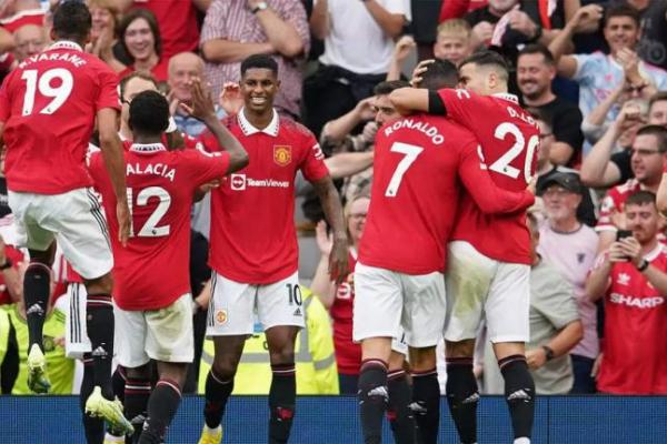 Catatan Apik Arsenal Dipatahkan Manchester United 