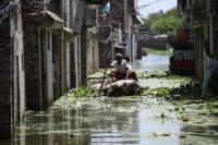 Korban Banjir Pakistan Masih Berjuang Cegah Luapan Danau Terbesar