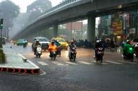 BMKG: Waspadai Hujan Disertai Petir dan Angin di Sebagian Jakarta 