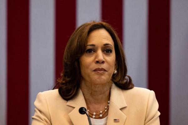 Kamala Harris akan Kunjungi Filipina Dekat Sengketa Laut China Selatan