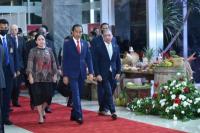 Ketua DPR RI Puan Maharani bersama Presiden RI Joko Widodo. Foto: dprri/katakini