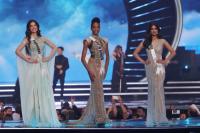 Pengusaha Wanita Thailand Membeli Organisasi Miss Universe