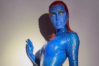 Rayakan Halloween Kim Kardashian Berubah Jadi Mystique, Sosok Mutan dari Film X-Men