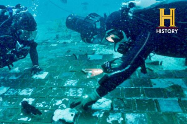 Penyelam Temukan Puing Pesawat Ulang-alik Challenger di Lepas Pantai Florida