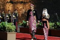 Jokowi Kenakan Baju Adat Bali Saat Jamuan Makan Malam KTT G20