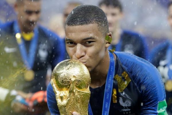 Eks Presiden Real Madrid Ungkap Fakta Kedatangan Kylian Mbappe