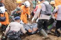 Mengharukan, Jenazah Ibu-anak Gempa Cianjur Ditemukan Berpelukan 