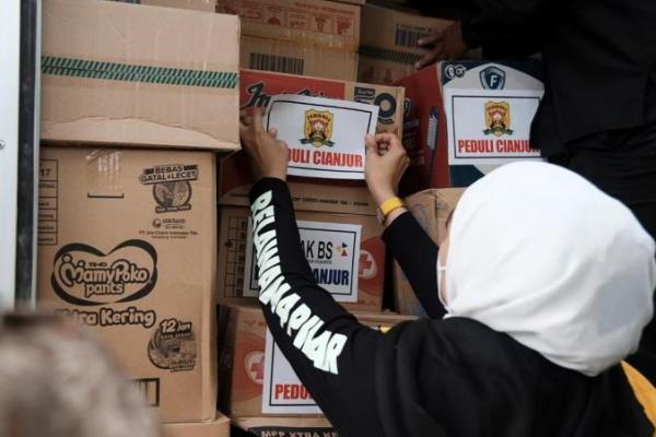 Bamsoet Bersama Relawan Kembali Salurkan Bantuan Kepada Korban Gempa Cianjur