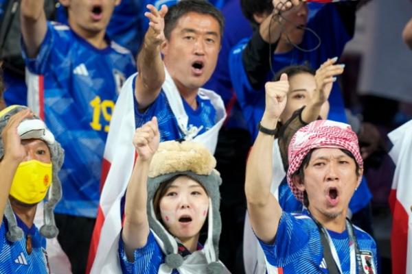 Suporter Jepang Kembali Hadapi Malam Tanpa Tidur untuk Babak 16 Besar Piala Dunia