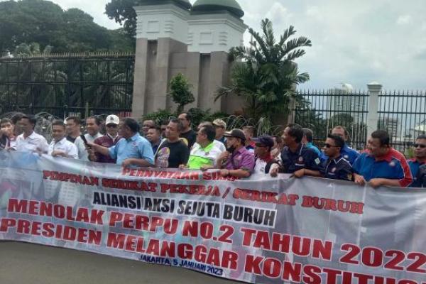 Aliansi Aksi Sejuta Buruh Desak DPR Gunakan Hak Angket atas Penerbitan Perppu Ciptaker