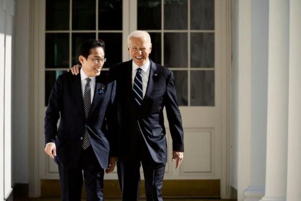 Biden-Kishida Bertemu, Amerika Janji Dukung Pertahanan dan Militer Jepang