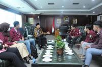 Program BEM ITB Ahmad Dahlan, HNW: Konstitusi Indonesia Dukung Pengembangan Ekonomi Syariah