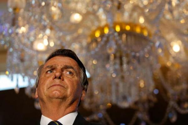 Bawa Berlian dari Saudi, Mantan Presiden Brasil Bantah Bertindak Ilegal