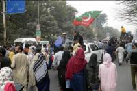 Penjualan Ilegal Hadiah, Polisi Pakistan Berupaya Tangkap Mantan PM Imran Khan