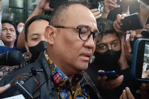 Hindari Pemeriksaan KPK, Nominee Rafael Alun Kabur Ke Luar Negeri