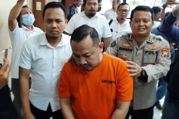 Rugikan Korban Rp9 Triliun, Tersangka Robot Trading Masuk Sel Polisi