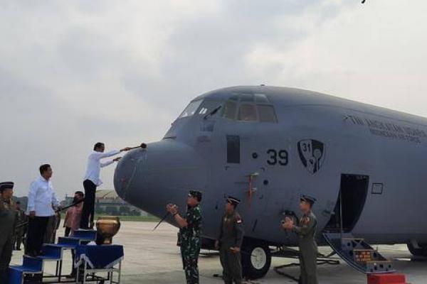 Lebih Canggih, Jokowi Saksikan Serah Terima Pesawat Super Hercules A-1339