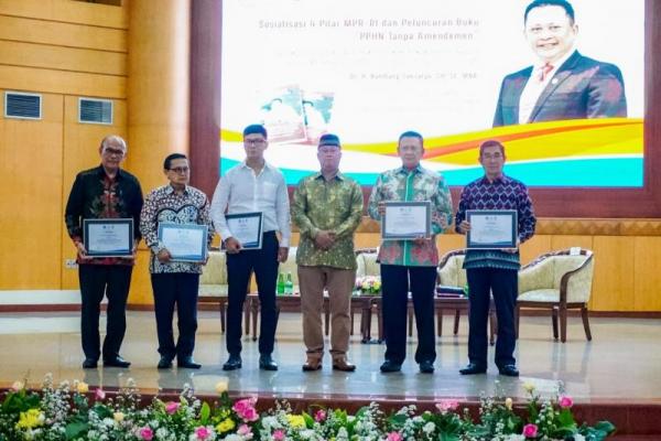 Bamsoet Luncurkan Buku ke-30 PPHN Tanpa Amandemen di Kampus Univetsitas Terbuka