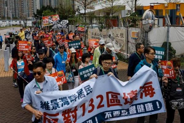 Polisi Hong Kong Awasi Ketat Protes Resmi Pertama Sejak Tahun 2020