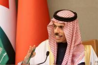 Menteri Luar Negeri Saudi Pangeran Faisal bin Farhan Al-Saud menghadiri konferensi pers di KTT Teluk Arab di Riyadh, Arab Saudi, 9 Desember 2022. Foto: Reuters