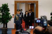 China Ancam Pembalasan atas Perjalanannya ke AS, Presiden Taiwan Menantang