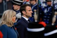 Berkunjung ke Belanda, Para Pengunjuk Rasa Meneriaki Presiden Prancis Macron