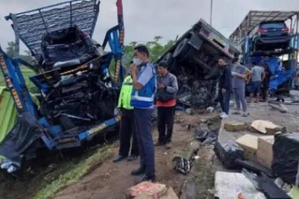 Tabrakan Beruntun Tol Solo-Semarang, Delapan Meninggal Lima Luka-Luka