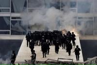 Hakim Tetapkan Bolsonaro Harus Bersaksi dalam Sidang Kerusuhan 8 Januari Brasil