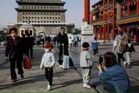 Turis China Mulai Kembali tetapi Jumlahnya Masih Jauh di Bawah pra-COVID