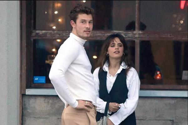 Kembali Jalan Berdua, Rumor Shawn Mendes dan Camila Cabello CLBK Terbukti