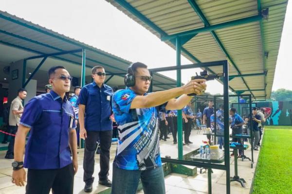 Bamsoet Raih Juara III dan IV Kejurnas Nembak KASAU CUP Kategori Tembak Eksekutif-Duel Falling Plate