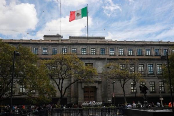 Pengadilan Tinggi Meksiko Batalkan Reformasi Pemilu Usulan Presiden