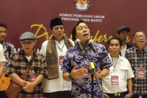 Komeng Perjuangkan Hari Komedi Indonesia Jika Duduk di Senayan