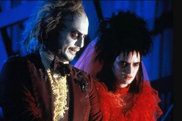 Winona Ryder dan Michael Keaton Nostalgia di Sekuel Beetlejuice yang Hits 36 Tahun Lalu