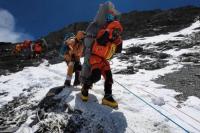 Sherpa Nepal Selamatkan Pendaki Malaysia dari Zona Kematian di Everest